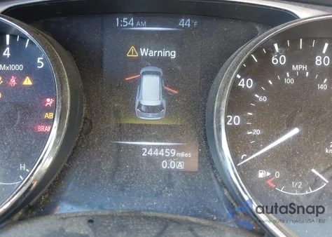 2015 Nissan Rogue Sv z USA, uszkodzony, nr VIN KNMAT2MVXFP541716